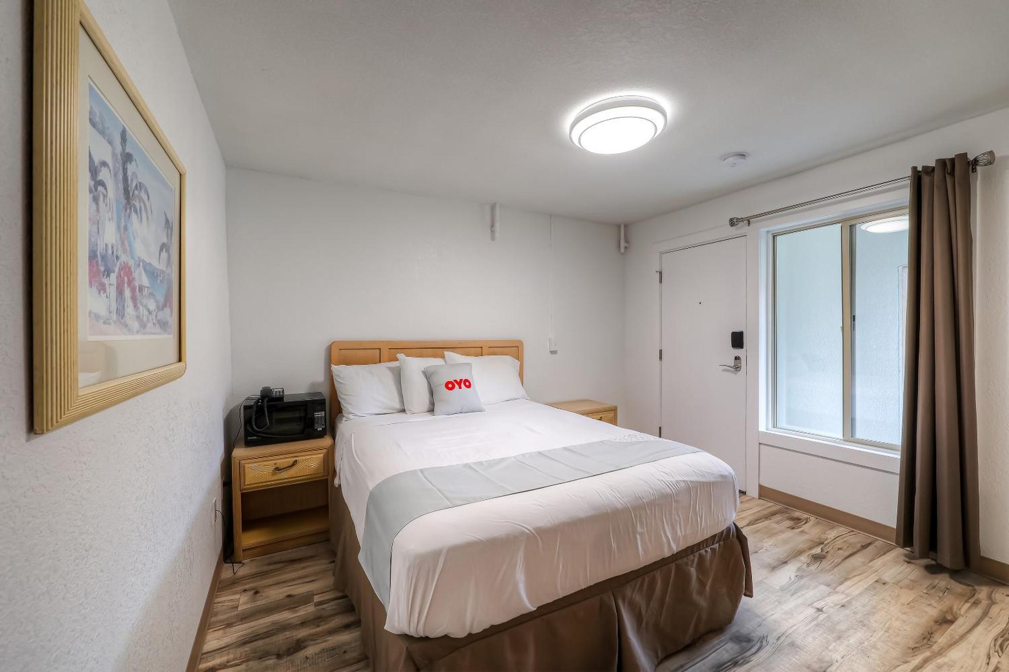 Newport Inn By Oyo - Hwy 101 エクステリア 写真