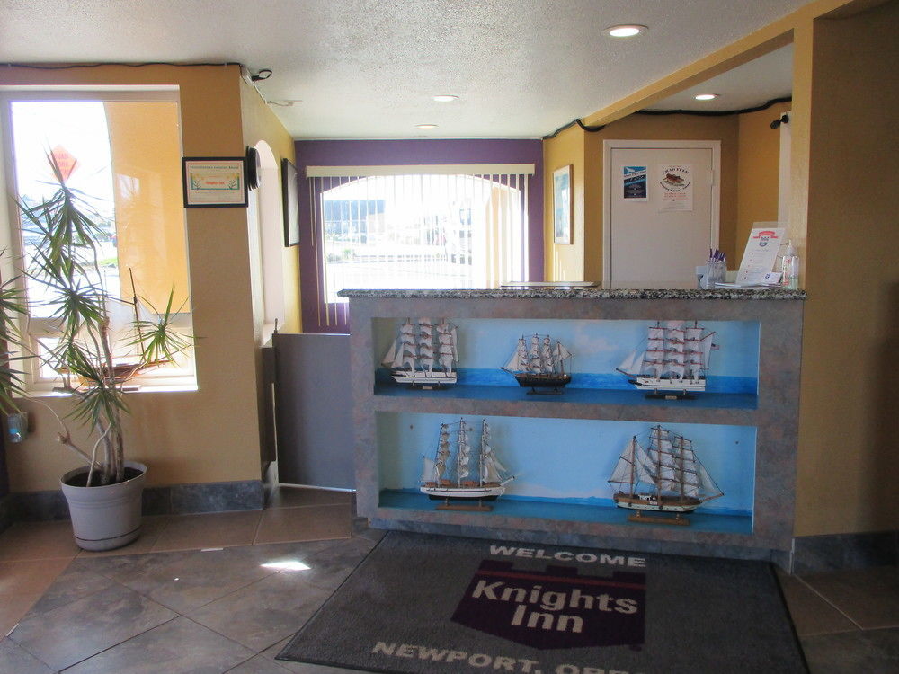 Newport Inn By Oyo - Hwy 101 エクステリア 写真